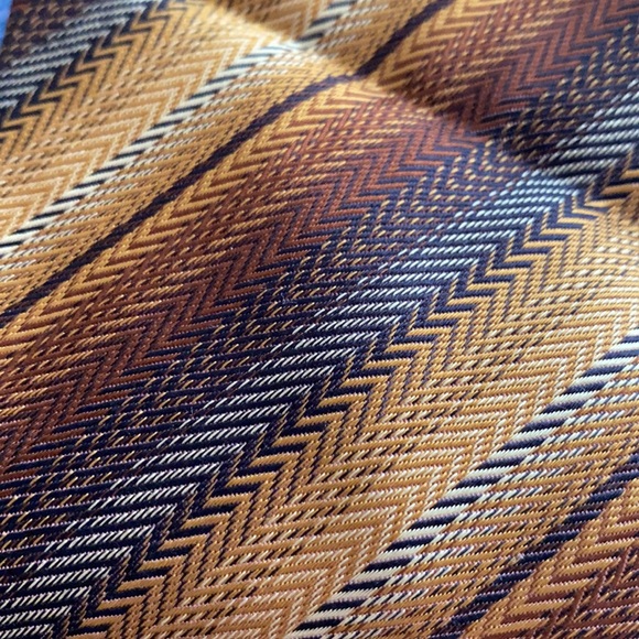 🏈 Velezio necktie possible NFL link - Picture 2 of 4